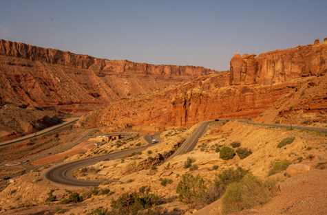 Blog - Arches NP - pic 5 - switchbacks